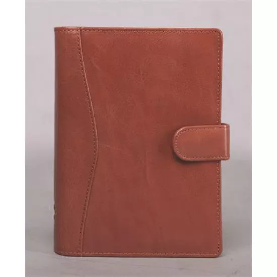 Kalendárium, gyűrűs, betétlapokkal, "M", marhabőr, SATURNUS, "212", barna Kalendárium, gyűrűs, betétlapokkal, "M", marhabőr, SATURNUS, "212", barna